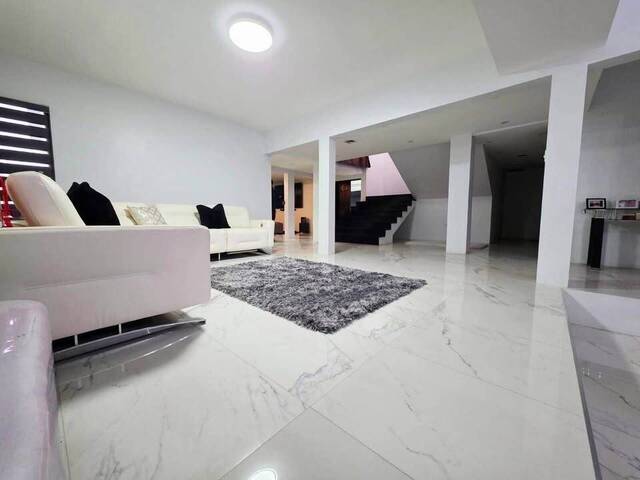 RESIDENCIA para Venta en Juárez - 4