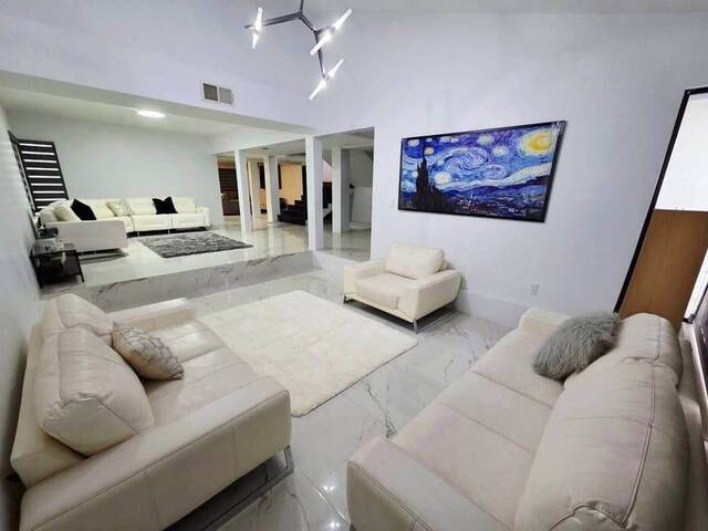 #14 - RESIDENCIA para Venta en Juárez - CH