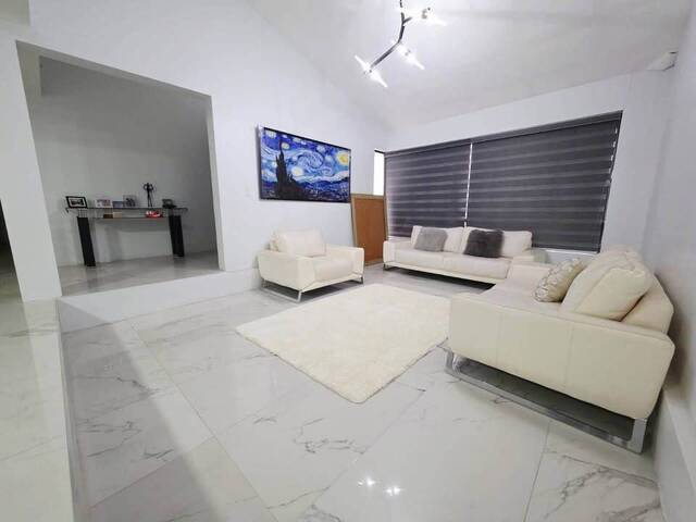 #14 - RESIDENCIA para Venta en Juárez - CH
