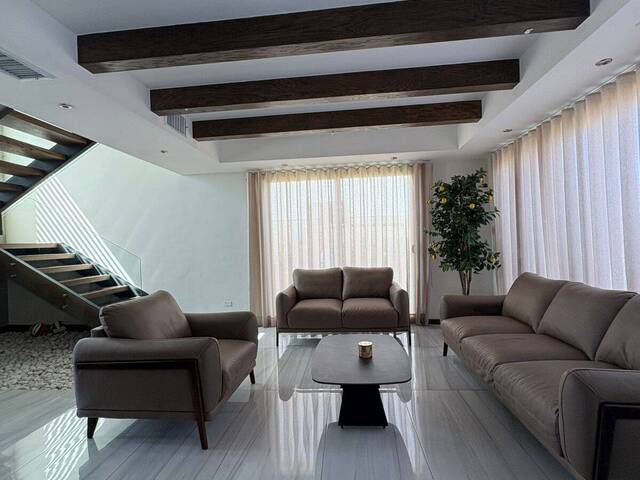 RESIDENCIA para Venta en Juárez - 4