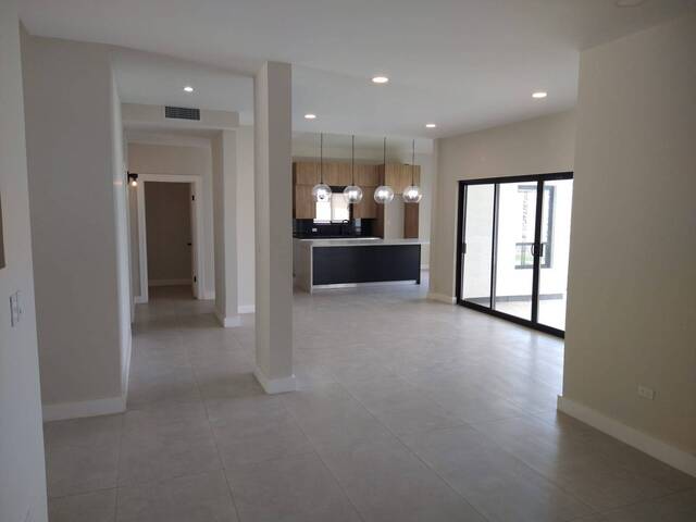 #18 - RESIDENCIA para Venta en Juárez - CH